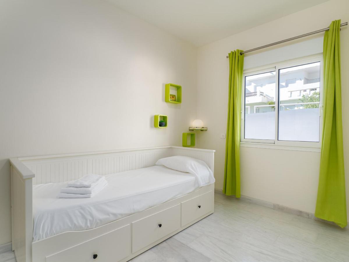 2051-New 3 Bedrooms On Golf เอสเตโปนา ภายนอก รูปภาพ