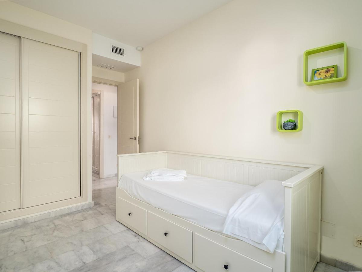 2051-New 3 Bedrooms On Golf เอสเตโปนา ภายนอก รูปภาพ
